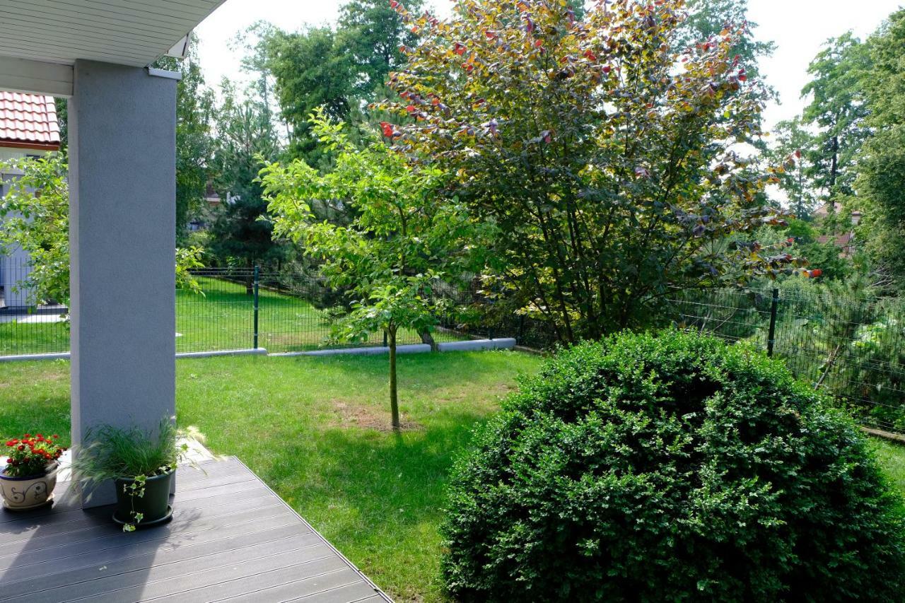 Geltondvaris Palanga Exterior foto