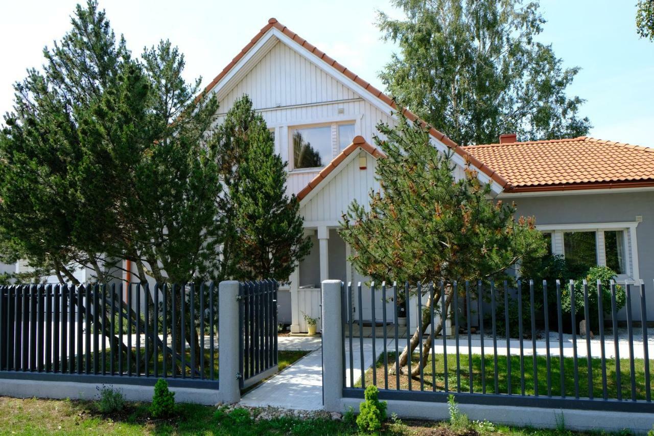 Geltondvaris Palanga Exterior foto